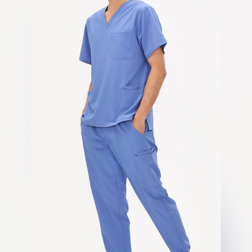 CozyFit Men Scrub Set NWT